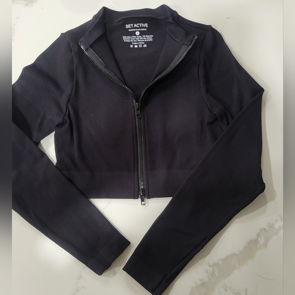 SET Active Women's Sculptflex Cropped Zip Up Jacket - Size Medium - Picture 4 of 6